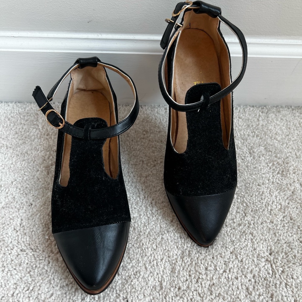 Elegant Black Women's Shoes